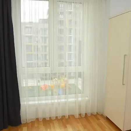 Royal Apartment-familyhaven,park,modern And Luxury Skopje